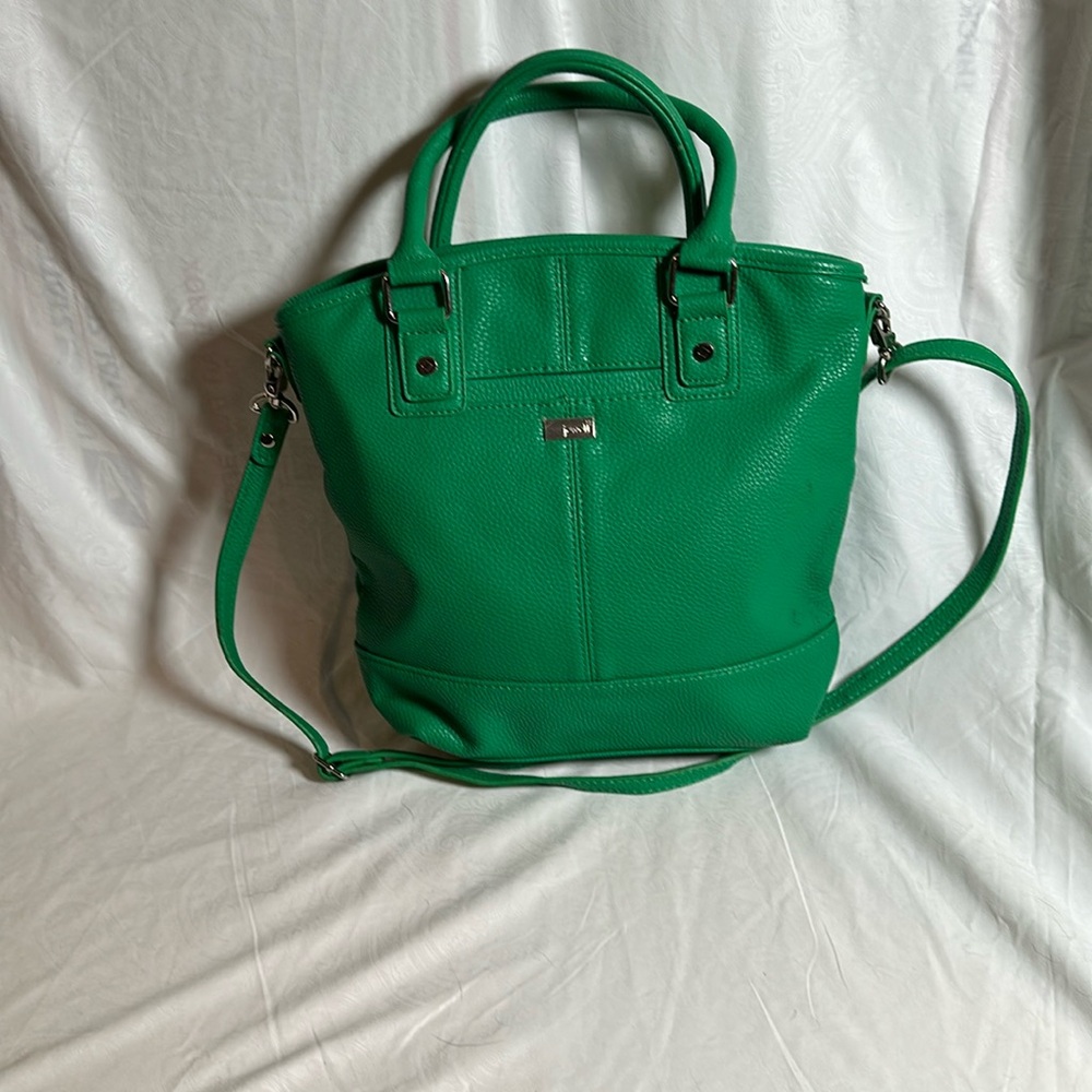 Thirty one JEWELL Green Purse with crossbody strap snaps for pocket insert